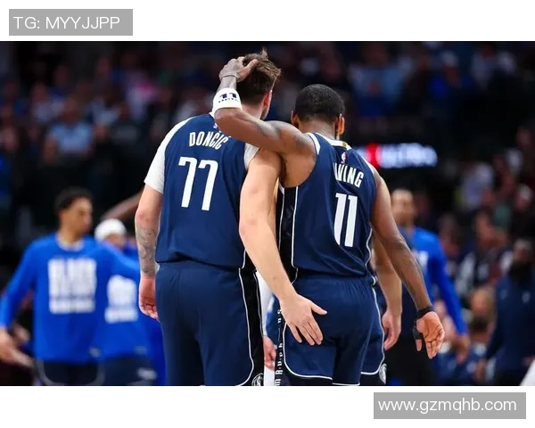 2015年NBA季后赛勇士与小牛的精彩对决回顾与分析